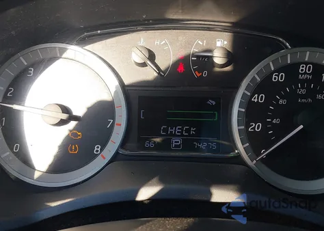 2014 Nissan Sentra Fe+ S/Fe+ Sv/S/Sl/Sr/Sv z USA, uszkodzony, nr VIN 3N1AB7AP2EL676627